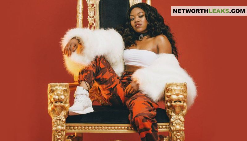 Lady Leshurr's Lion King Throne Chair