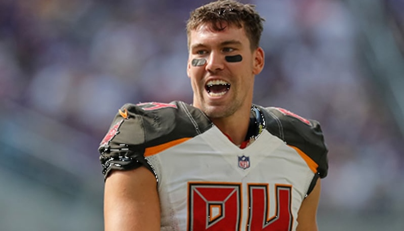 Cameron Brate Net Worth