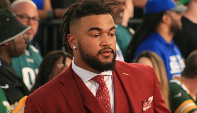 Derek Barnett Net Worth