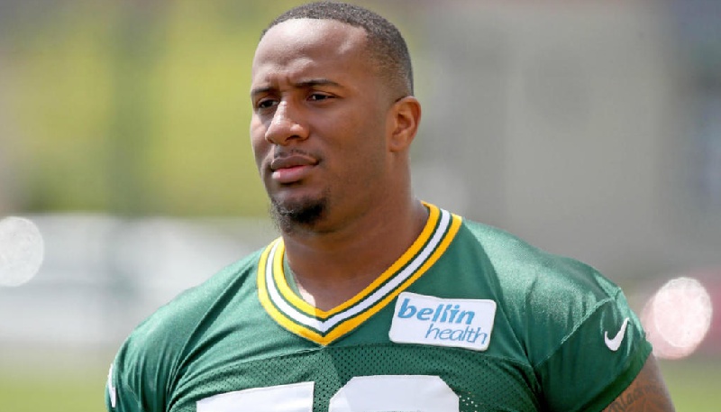 Mike Daniels Net Worth