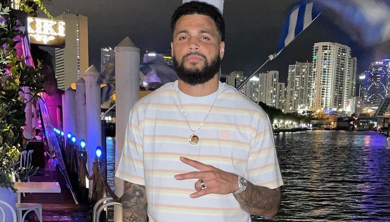 Mike Evans Net Worth