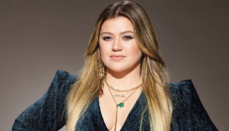 Kelly Clarkson Net Worth